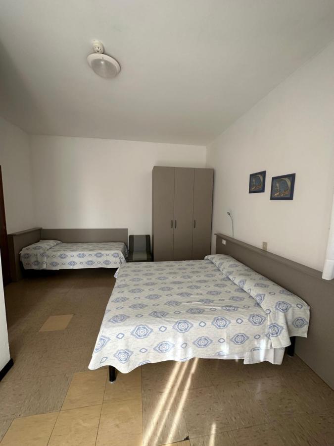 Hotel Reno ลิโดดิเยโซโล ภายนอก รูปภาพ
